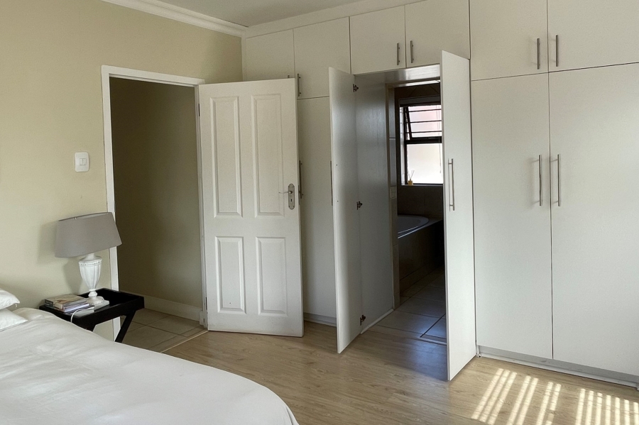 4 Bedroom Property for Sale in Myburgh Park Western Cape